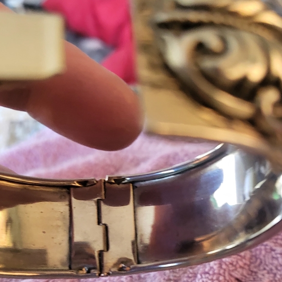 Vintage silver/gold tone Bangle Bracelet - Picture 4 of 7